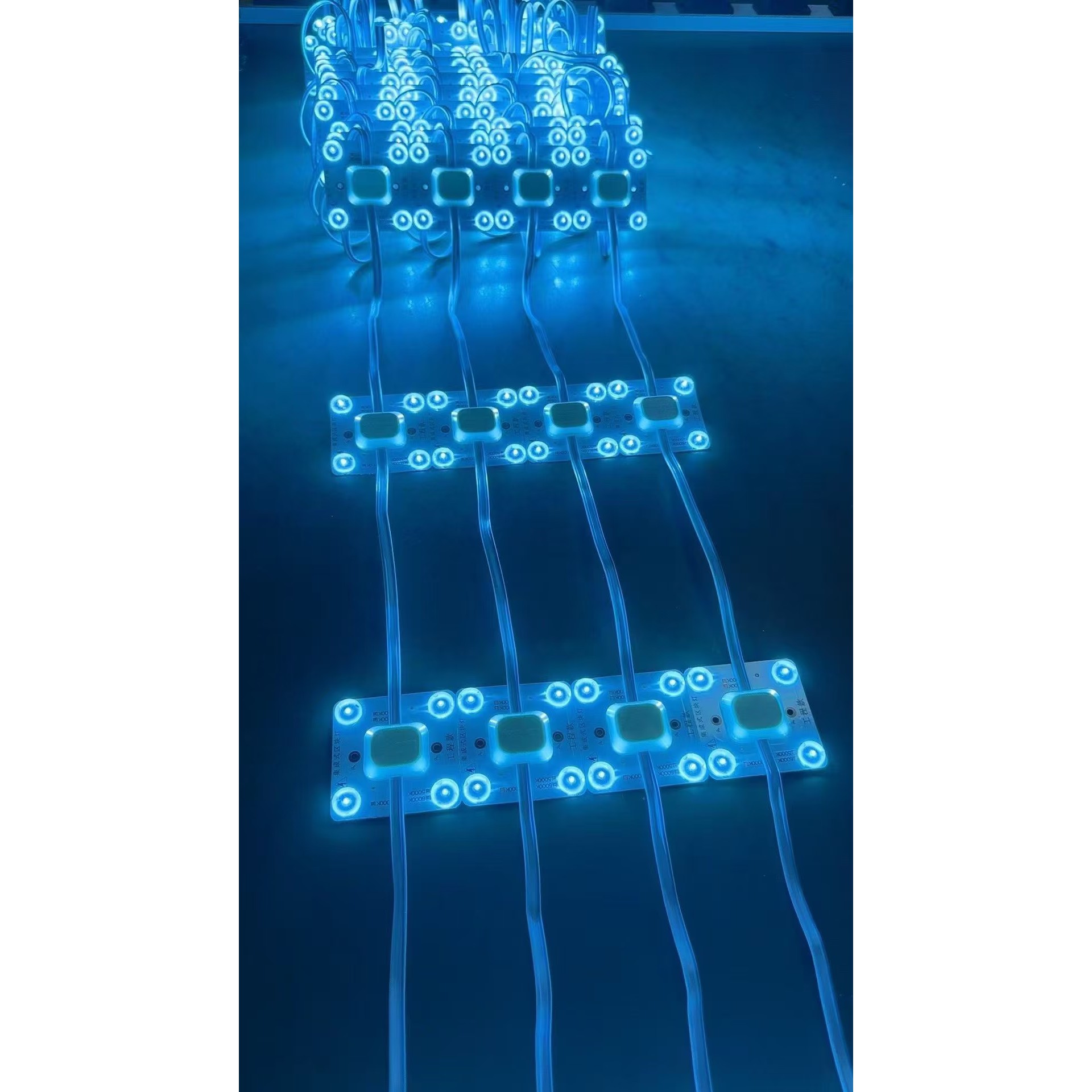 冰蓝黄红led卷帘灯条 3030漫反射广告灯箱软膜天花奶茶220V区块链