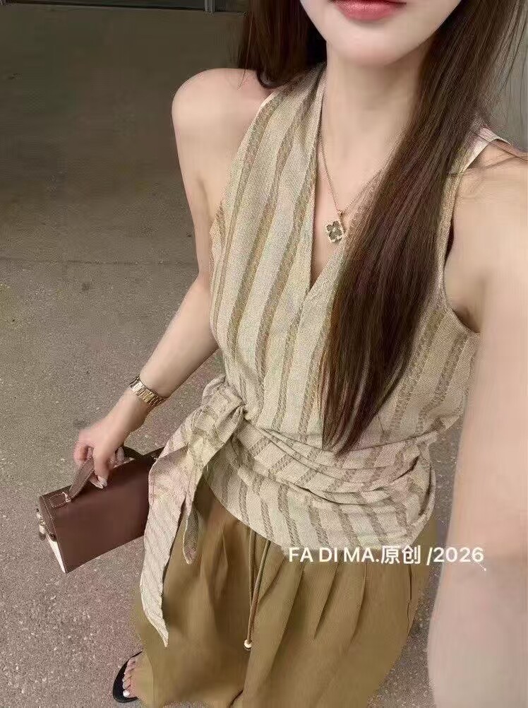 韩系chic超好看挂脖条纹阔腿裤两件套独特上衣设计感多巴胺套装