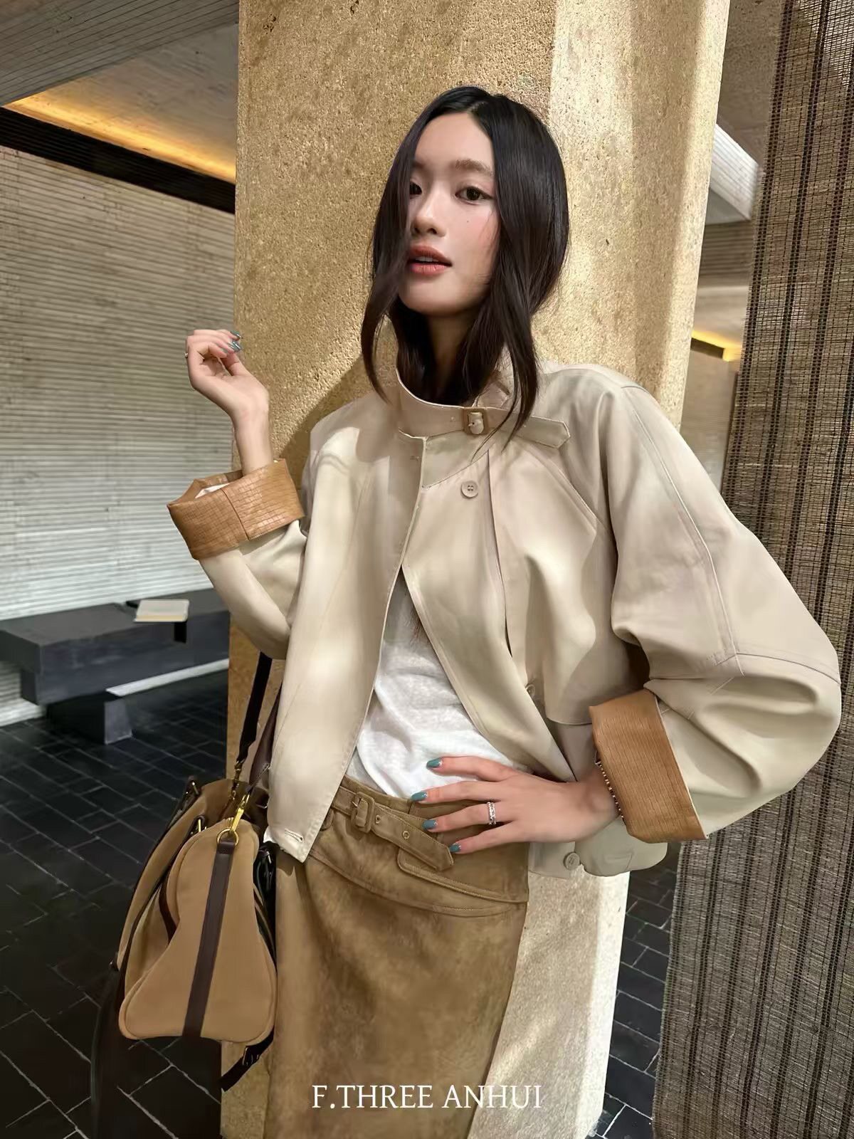 早秋新款韩系简约百搭休闲女宽松显瘦百搭设计感皮衣外套
