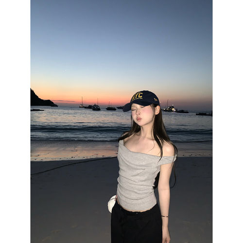 修身显瘦扭结斜肩短袖T恤女装夏季设计感薄款针织上衣