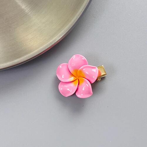 甜美粉色花朵树脂夹子发箍中长发