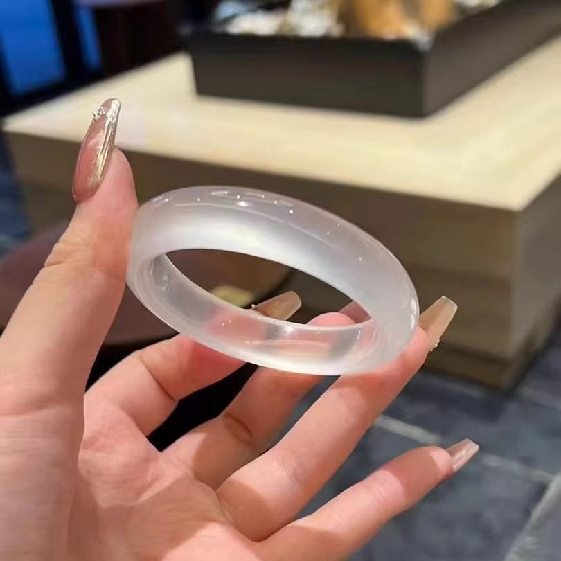 最相物"霜色系列"冰种白月光玉髓平替正品女款石英岩玉手镯子处理