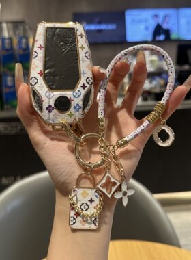 适用宝马钥匙套7系730li 740液晶新5系535LE6系GT包X3/X5/X7扣壳