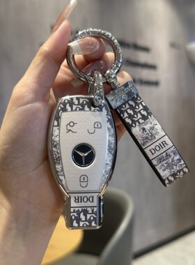 适用奔驰e300l钥匙套高档c260lc200l壳扣GLb22包GLa180车GLc女GLe