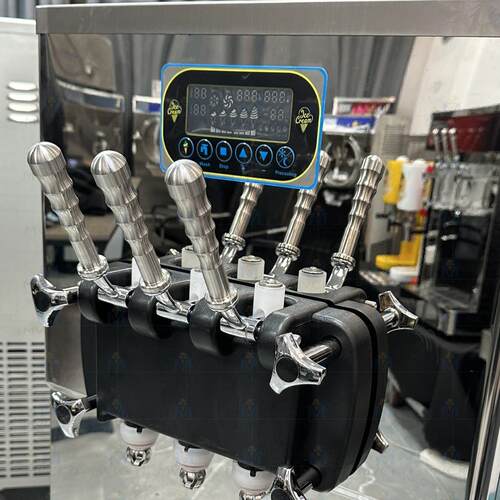 2025新款3头512软质冰快淇机连淋打0杯雪糕产量速制冷冰激3凌机