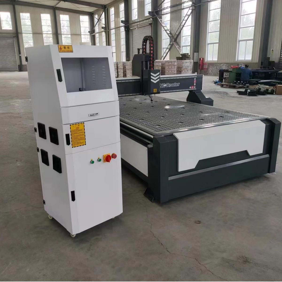 厂家直供单头雕刻机 六工位 真空吸附台面开料 数控开料机实物