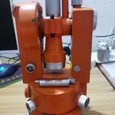 议价博飞光学经纬仪 TDJ2E ，成色如图，维修