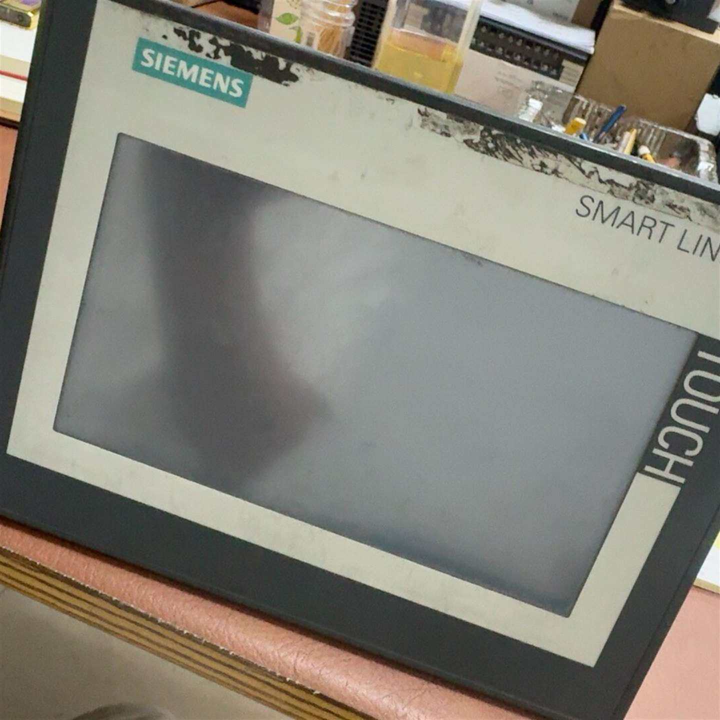 议价西门子SMART 700 IE V3触摸屏，型号6AV6 6维修