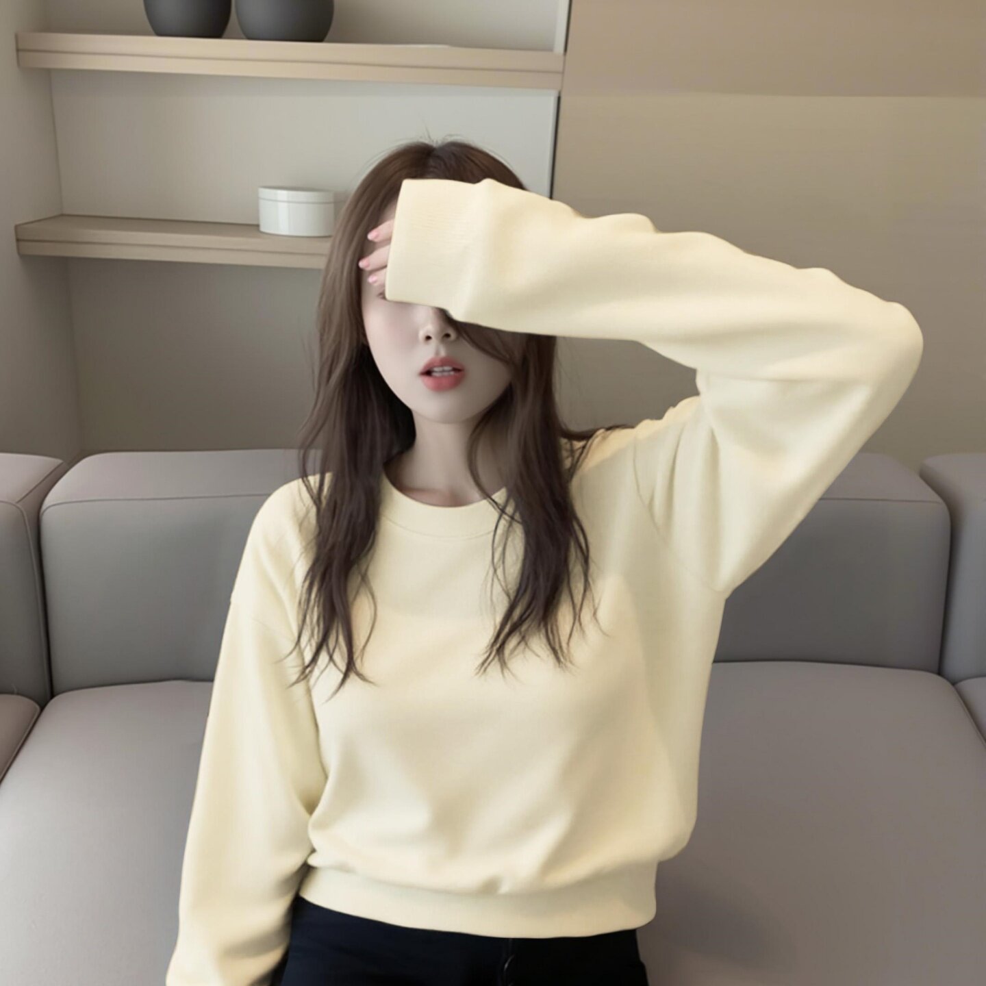 美式杏色长袖无帽圆领卫衣女秋冬季新款套头宽松显瘦高腰短款上衣