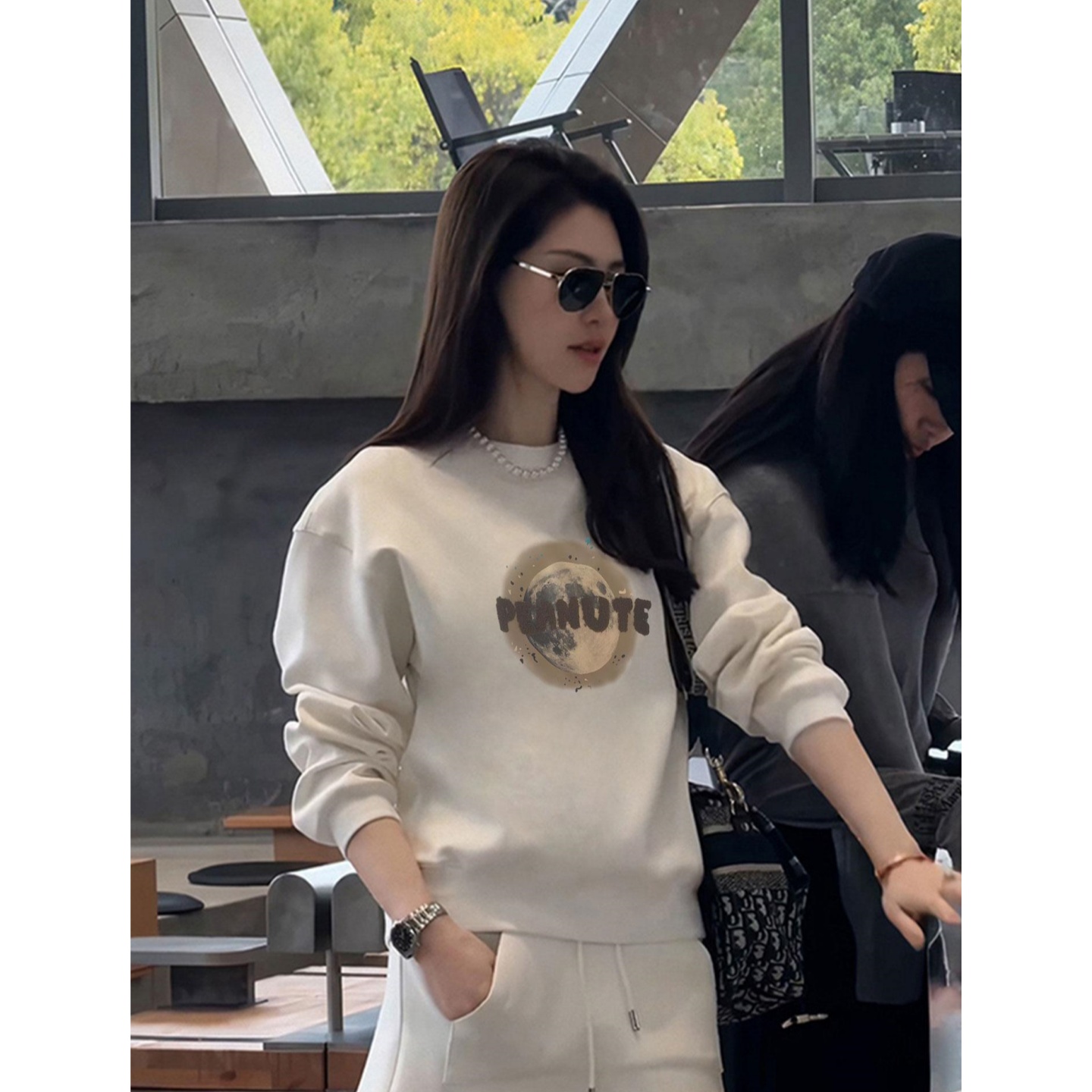 简约印花设计感韩系女装短款卫衣2025秋冬新款慵懒风加绒加厚上衣