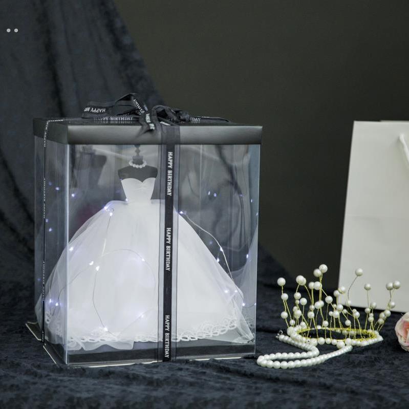 婚纱礼物模型婚纱模型摆件女人生日礼物表白仪式感礼物18岁成年礼