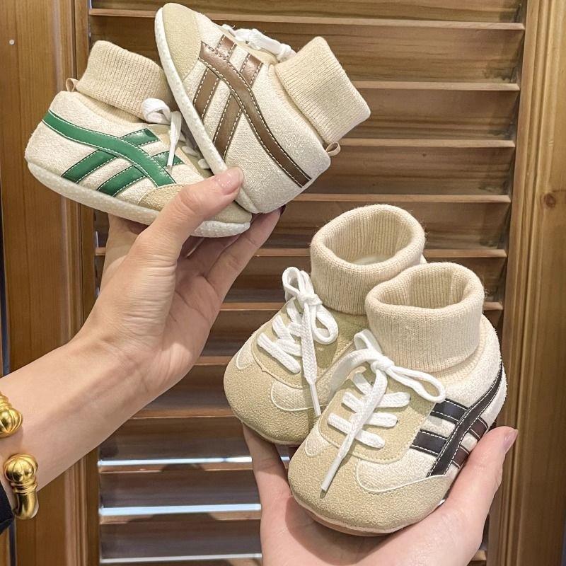 秋冬新生婴儿0-1岁男女宝宝保暖鞋袜一体不掉跟护脚鞋系带款小鞋