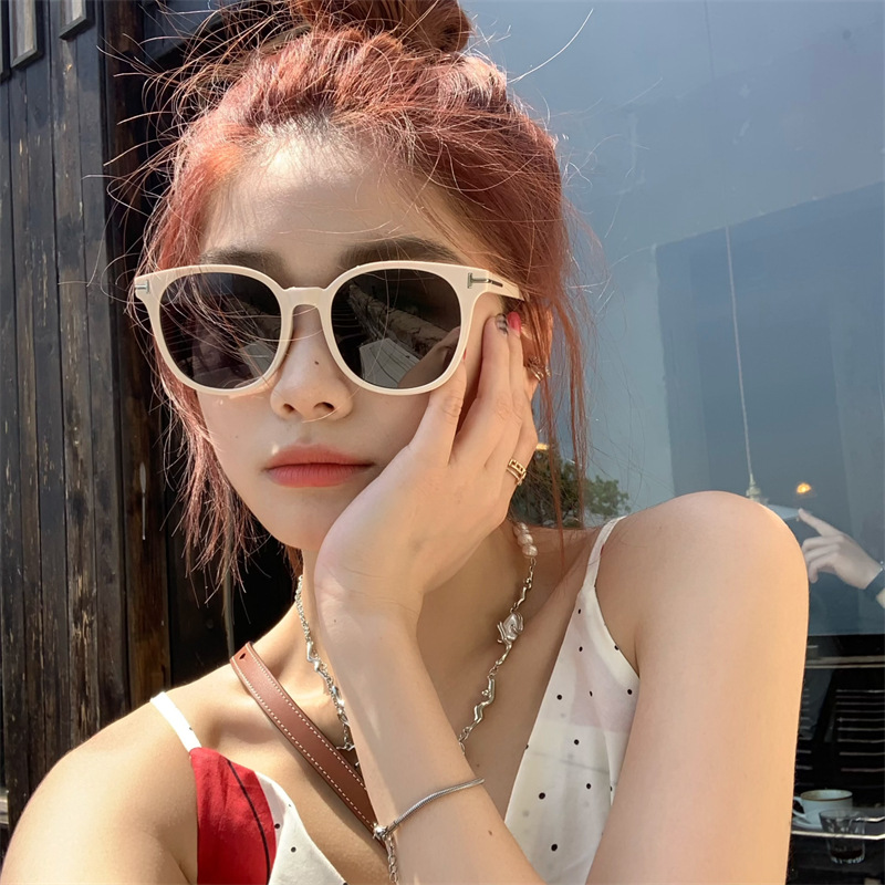 超轻偏光镜白框墨镜女高级感ins潮大脸显瘦夏季太阳眼镜防紫外线