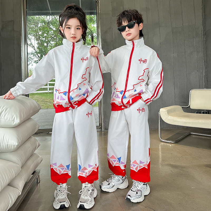 小学生运动会开幕式入场方队班服