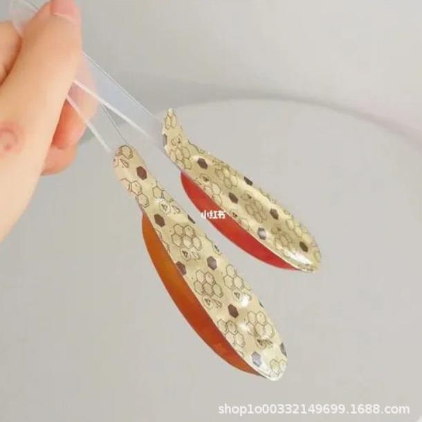 一出一果冻包装设备勺子蜂蜜包装机械转盘式定制勺子杯子灌装机
