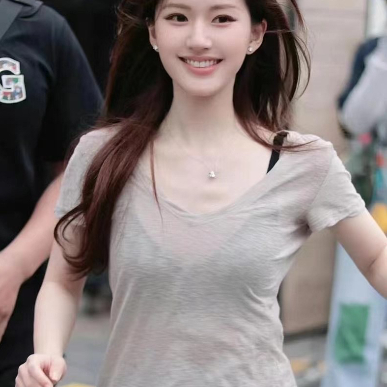 镶钻亚麻垂感T恤v领显瘦