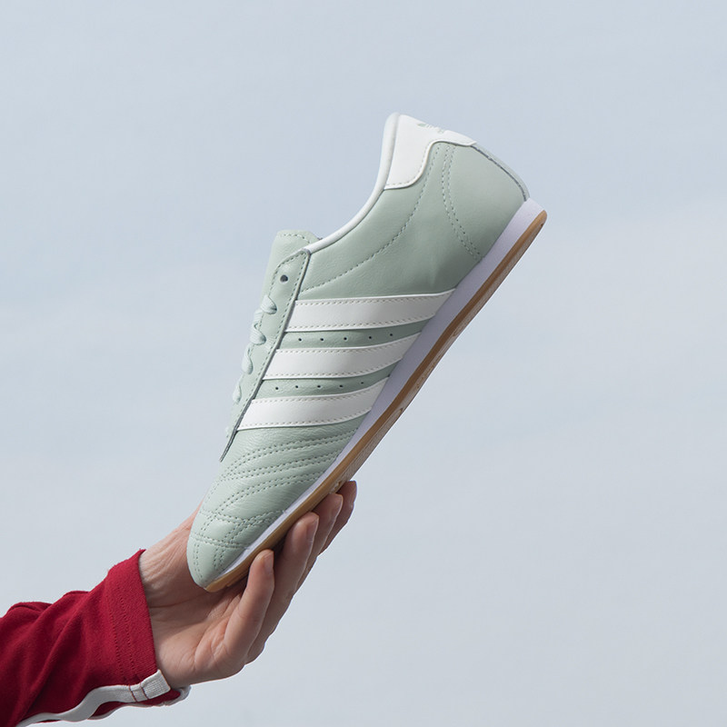 阿迪达斯三叶草女鞋2025春季新款运动鞋时尚德训鞋休闲鞋JS0710