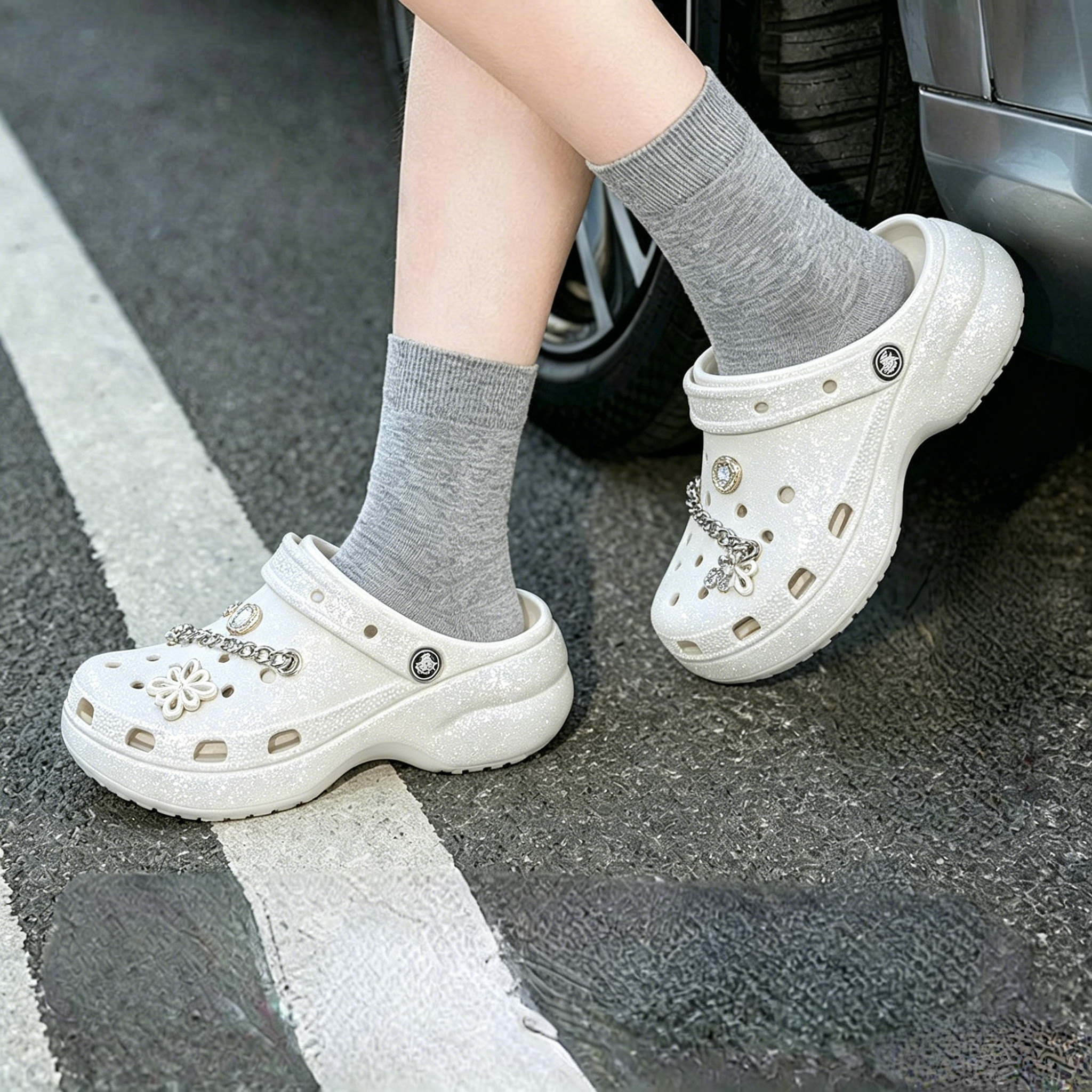 Crocs卡骆驰闪耀云朵Clog洞洞鞋女夏季新款厚底拖鞋轻便舒适