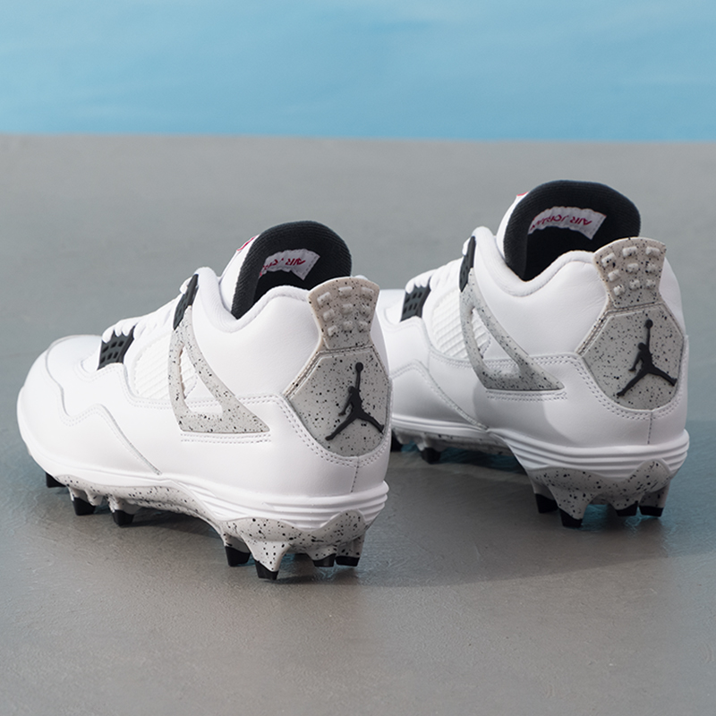 耐克男鞋官方正品运动鞋冬季新款JORDAN橄榄球鞋AJ4休闲鞋