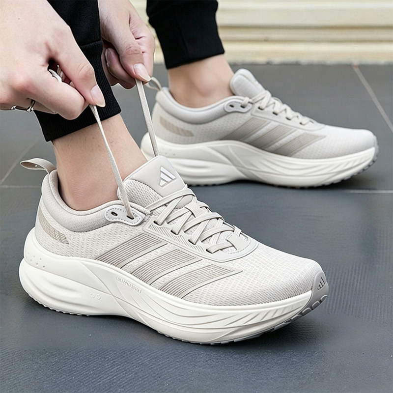 Adidas阿迪达斯官方跑步鞋男鞋2026夏季新款休闲鞋轻便透气运动鞋