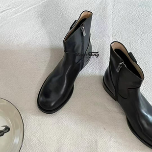 Zachpeng新款2025头层牛皮复古风做旧平底女鞋浅口女靴经典侧拉链