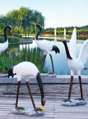 户外仿真仙鹤丹顶鹤花园装饰假山动物水池园林景观玻璃钢雕塑