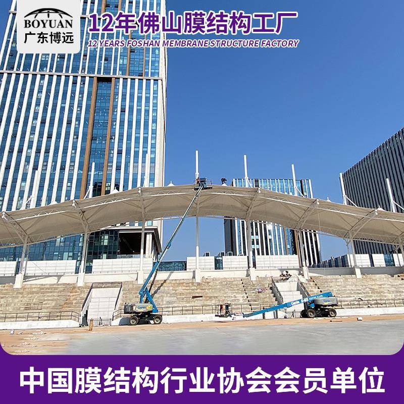 南昌工学院体育馆看台膜结构操场遮阳雨篷室外大型景观篷安装设计