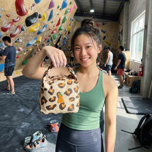 攀岩抱石镁粉袋抽绳袋手工豹纹大粉袋桶防滑粉干手粉男女运动登山