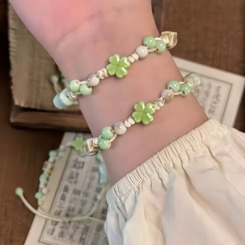 小众抹茶绿色四叶草陶瓷手链可调节大小手工编织情侣手绳成品森系