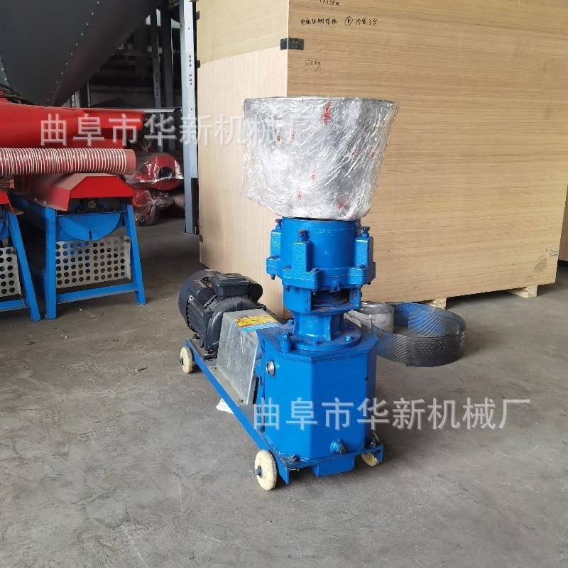 养殖猪鸡牛羊饲料颗粒机玉米粒麸皮草粉压粒机杂粮草料制粒机