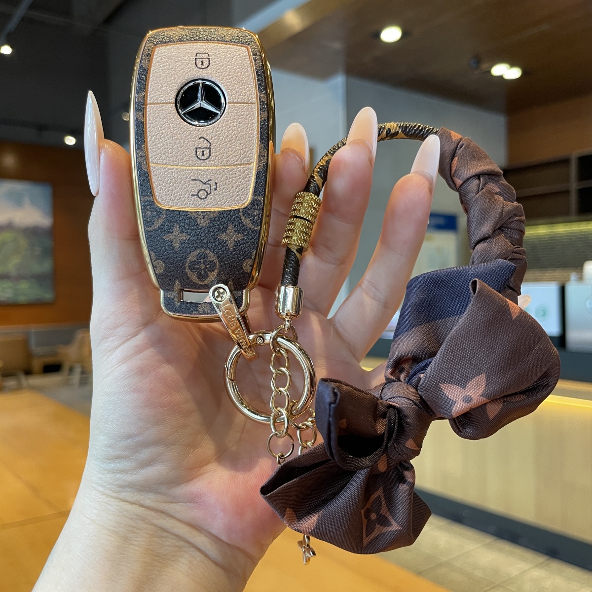 适用奔驰钥匙套24款C级C260L/C200E300L/EQS/E/GLC260L车S级壳扣