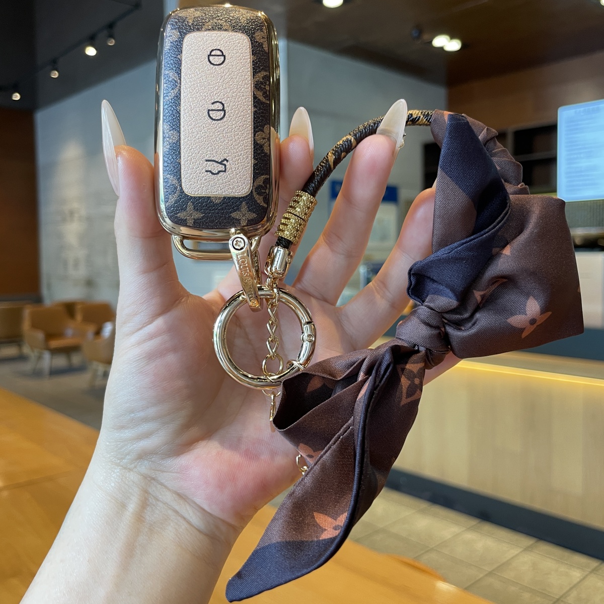 适用吉利银河L7钥匙套e5银河L6银河e8专用男女新2023款星舰7emi扣