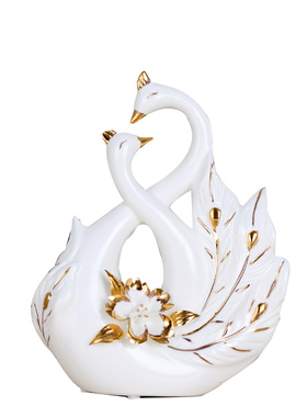 天鹅摆件陶瓷欧式客厅送礼创意一对电视柜酒柜家居装饰品结婚礼物