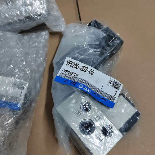 SMC电磁阀VFS2110-2DZ-02 220议价