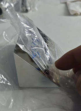 AI020017L-02-01A 卓立 三角棱镜 议价