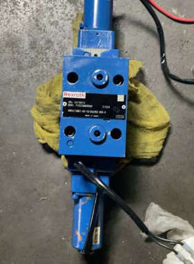 力士乐液压阀4WRAZ10WX1-40-102A24D2-议价