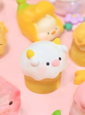 有梗便利店盲袋萌粒公仔q版可爱心办公室摆件盲盒