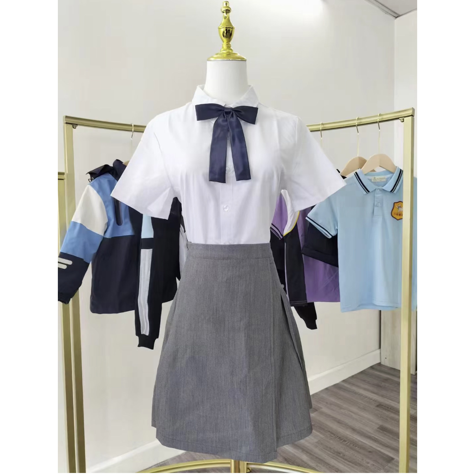 双流区机关第二幼儿园老师夏单上衣夏裙子套装