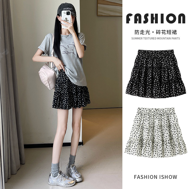 H592黑色碎花短裙女春夏季新款