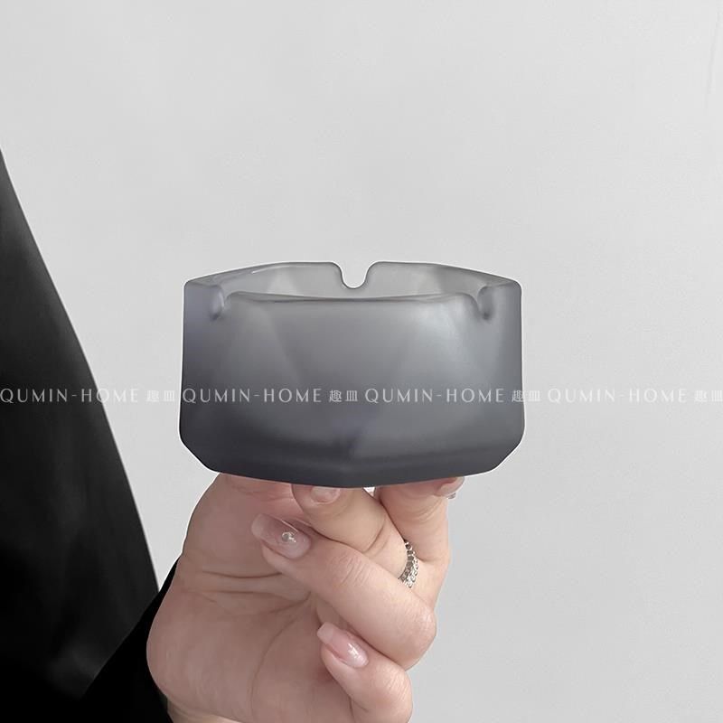 质量好的烟灰缸高级感创意几何办公室客厅摆件磨W砂玻璃碗灰