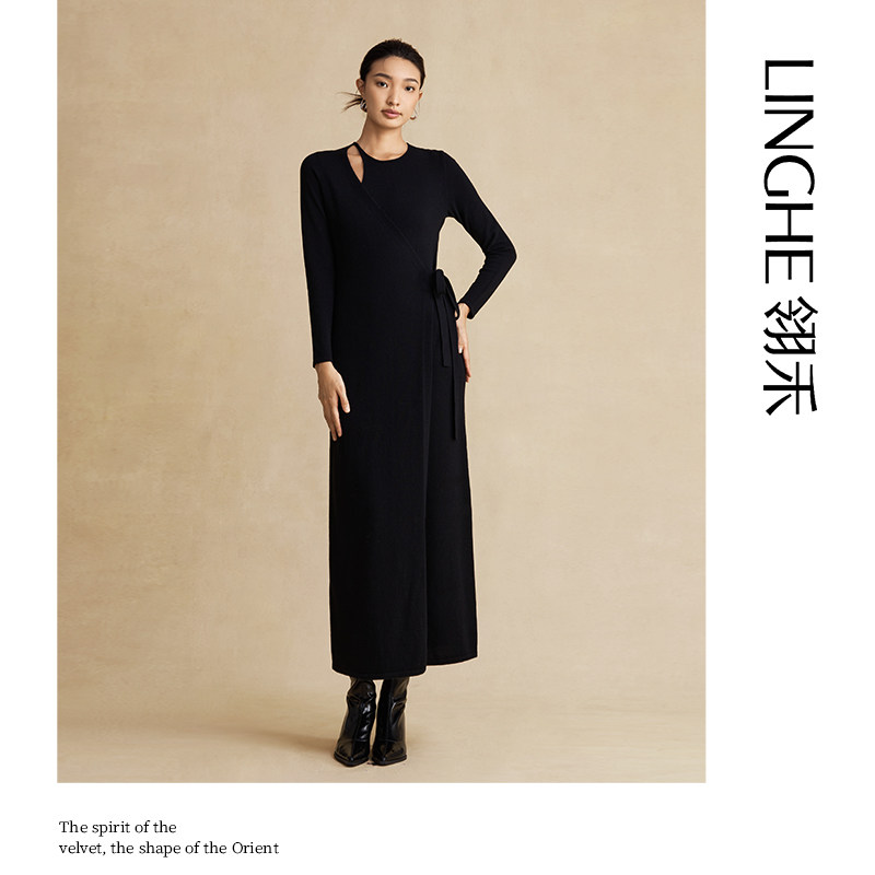 翎禾LINGHE「皎白织语」-秋冬新款显瘦圆领优雅山羊绒针织连衣裙