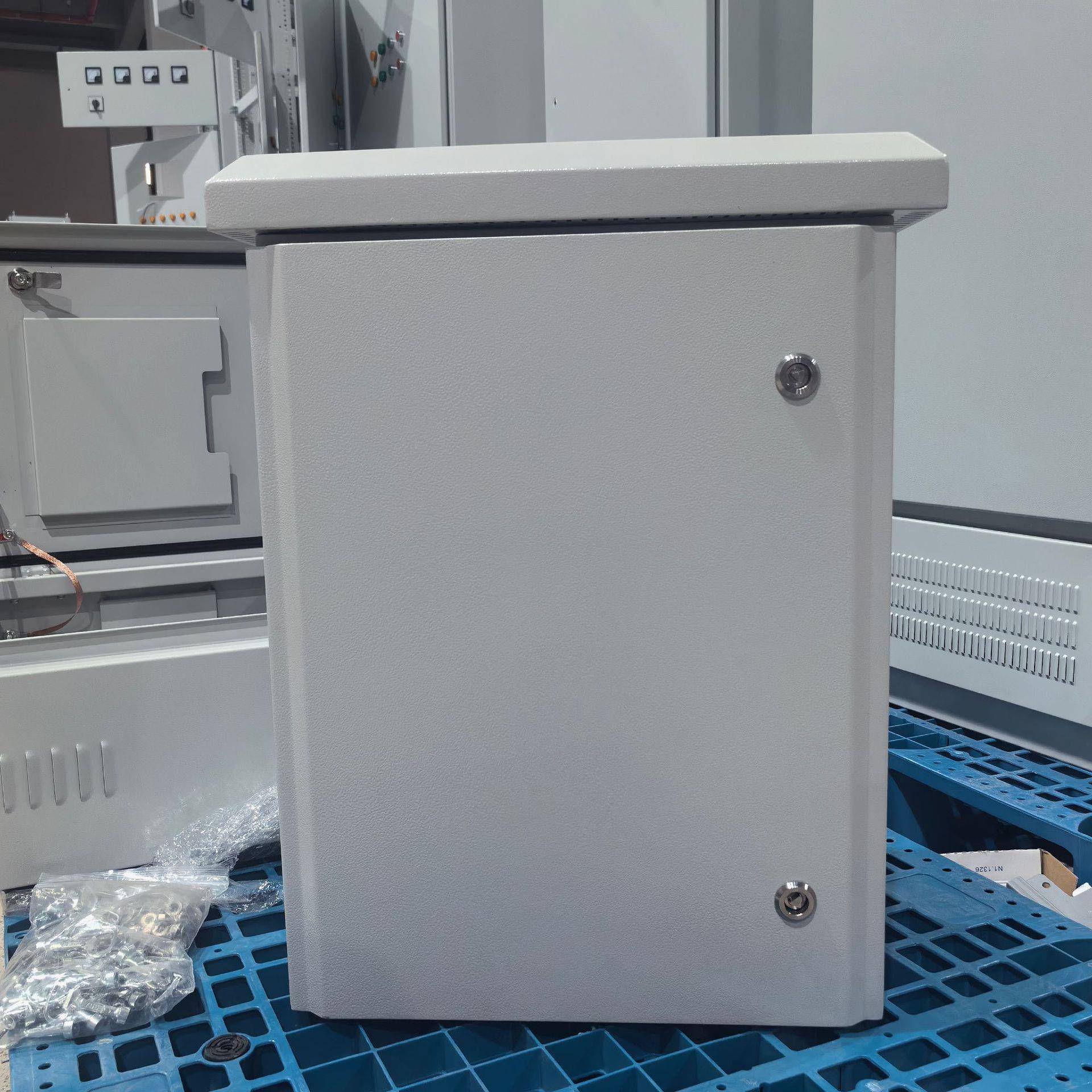 新款户外智能电源箱公路智能控制机箱智能一体化智能设备箱