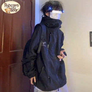 美式 新款 机能黑武士连帽冲锋衣防风拉链夹克宽松百搭情侣纯色外套