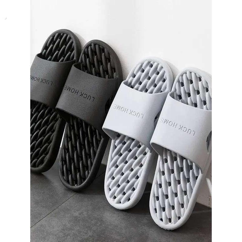 男士洗澡浴室内漏水浴池防滑镂空洞洞按摩家用居家酒店情侣拖鞋女