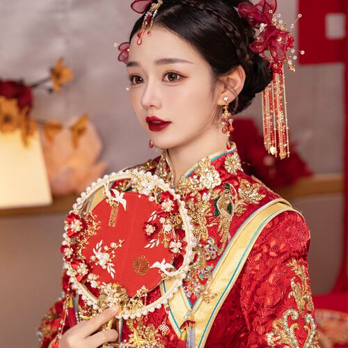 团扇结婚新娘成品扇中式婚礼秀禾手工diy扇子材料包出嫁古风喜扇