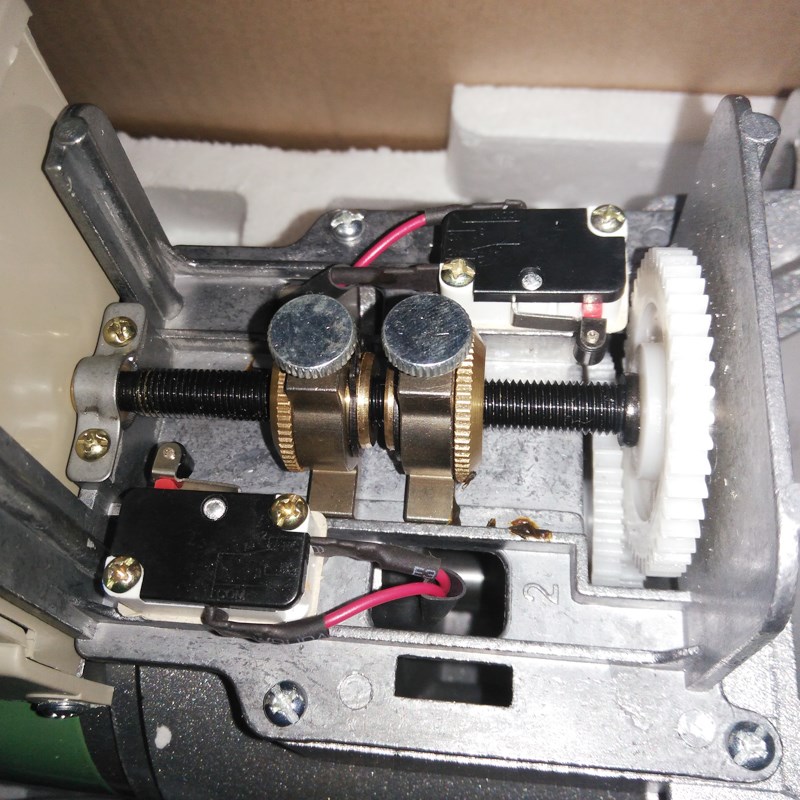 原装东荣电机配件继电器交流接触器DR300/500/600限位器行程总成