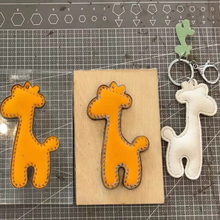 长颈鹿刀模手工皮具DIY制作