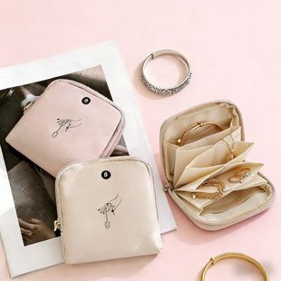 新款 皮质首饰袋便携耳环收纳袋手串文玩饰品首饰盒精致高级收纳包