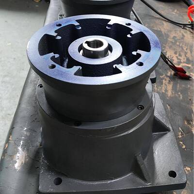 CVM/CHM直接M法兰盘式齿轮减速机立式/卧式速比全自配电机