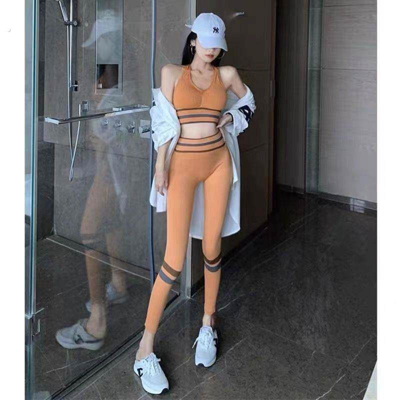 采购产品休闲运动女装，春秋季服装，时尚街头减少夏季健身房跑步